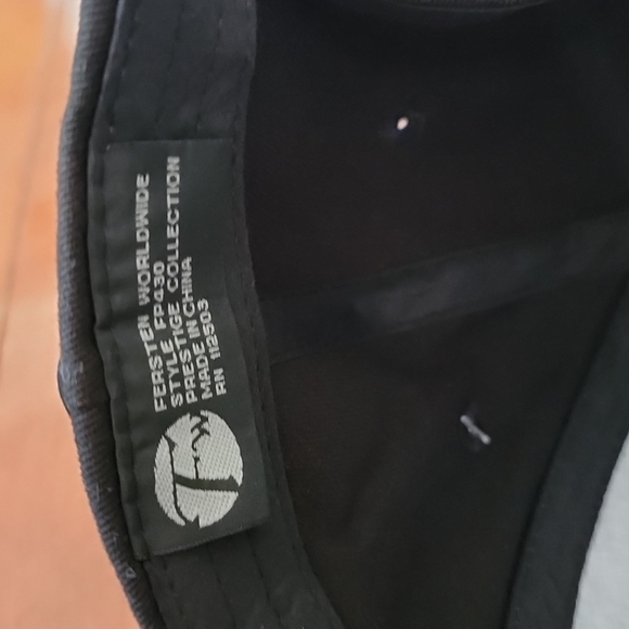 Set of 2 CAT hats - Picture 5 of 9